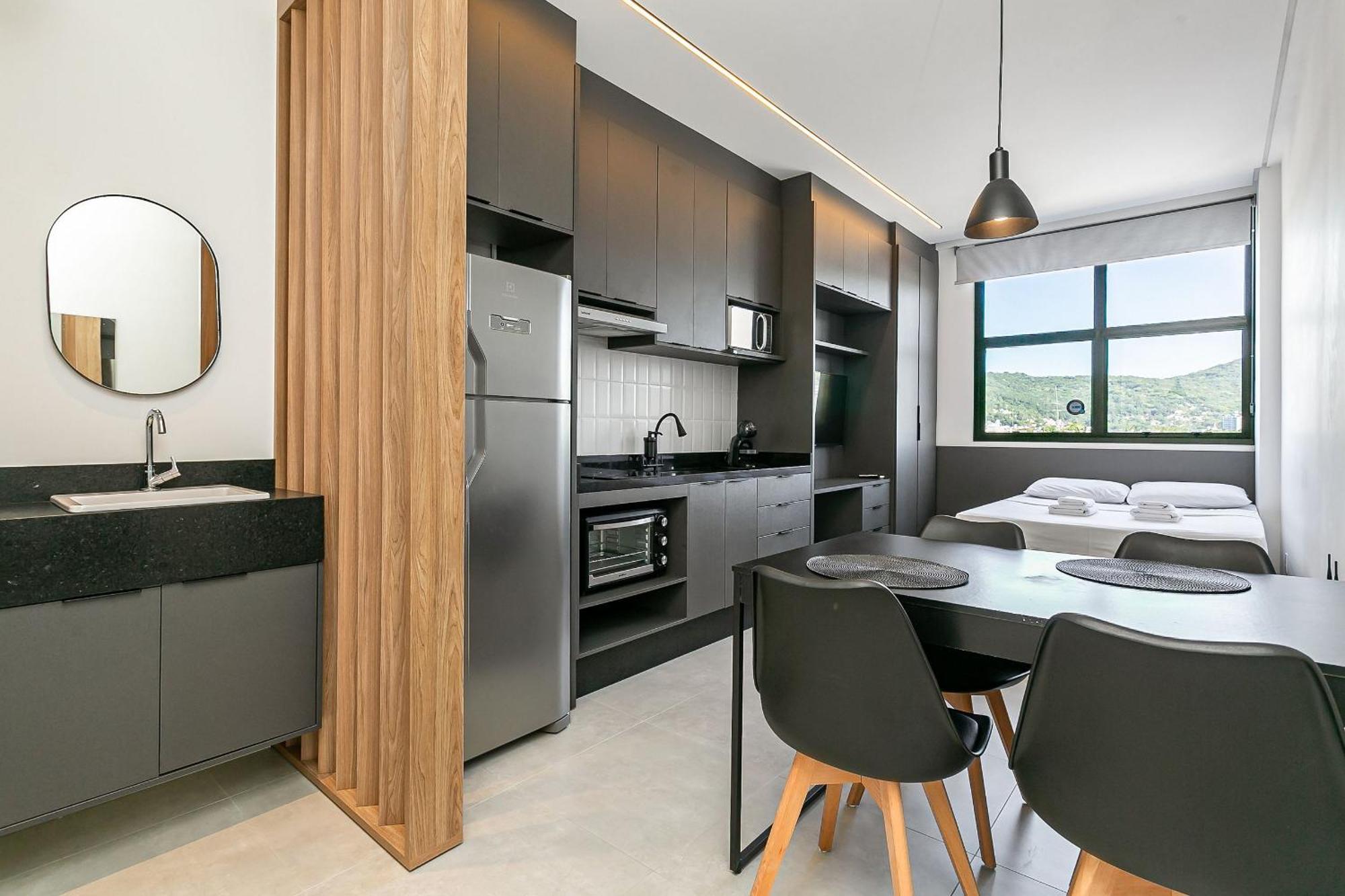 Wi-fi 300mb | Foodhall | Estacao Santa Monica Apartamento