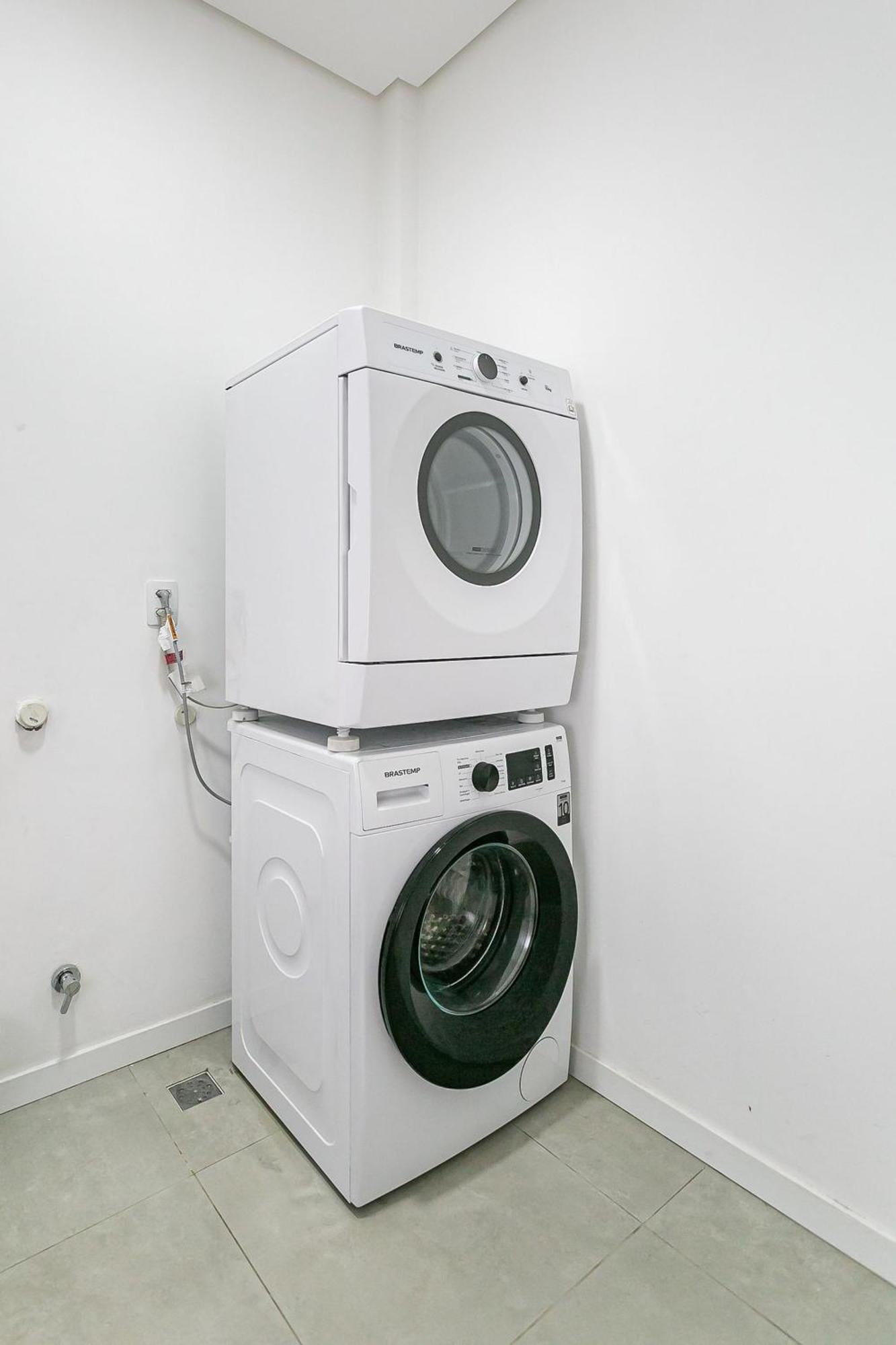 Wi-fi 300mb | Foodhall | Estacao Santa Monica Apartamento Florianopolis