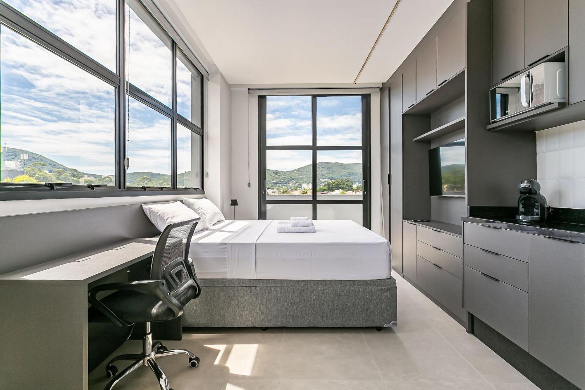 Apartamento Wi-fi 300mb | Foodhall | Estacao Santa Monica